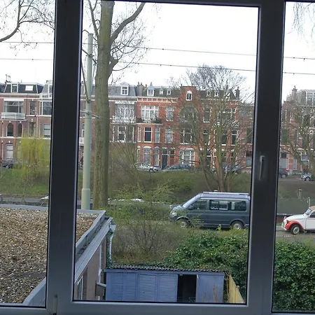 Bed&Breakfast Obrechtstraat-3